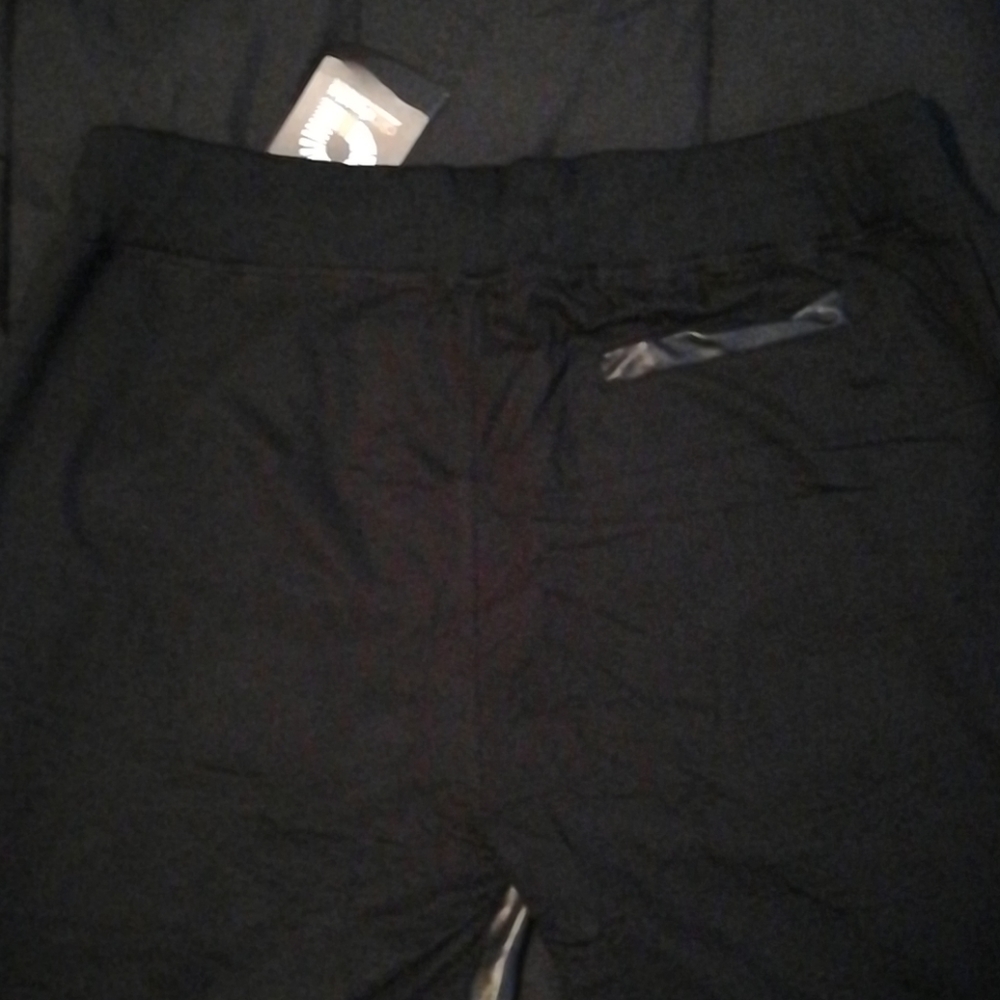 Short - Picture 3 of 3